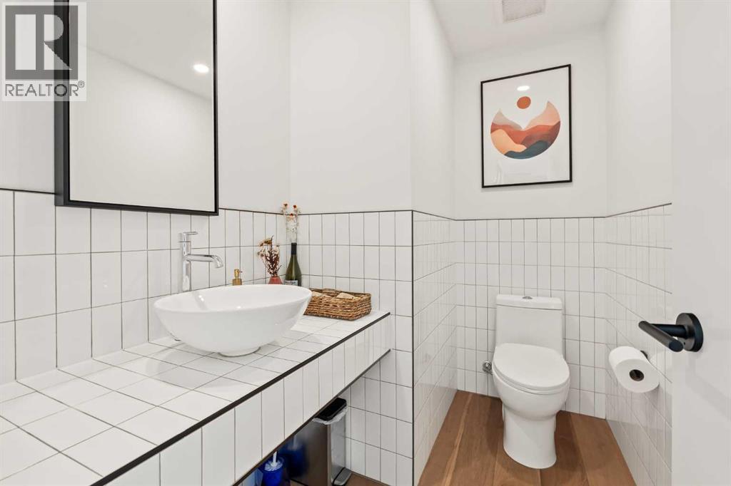 1940 Bowness Road Nw, Calgary, Alberta  T2N 3K6 - Photo 23 - A2282181