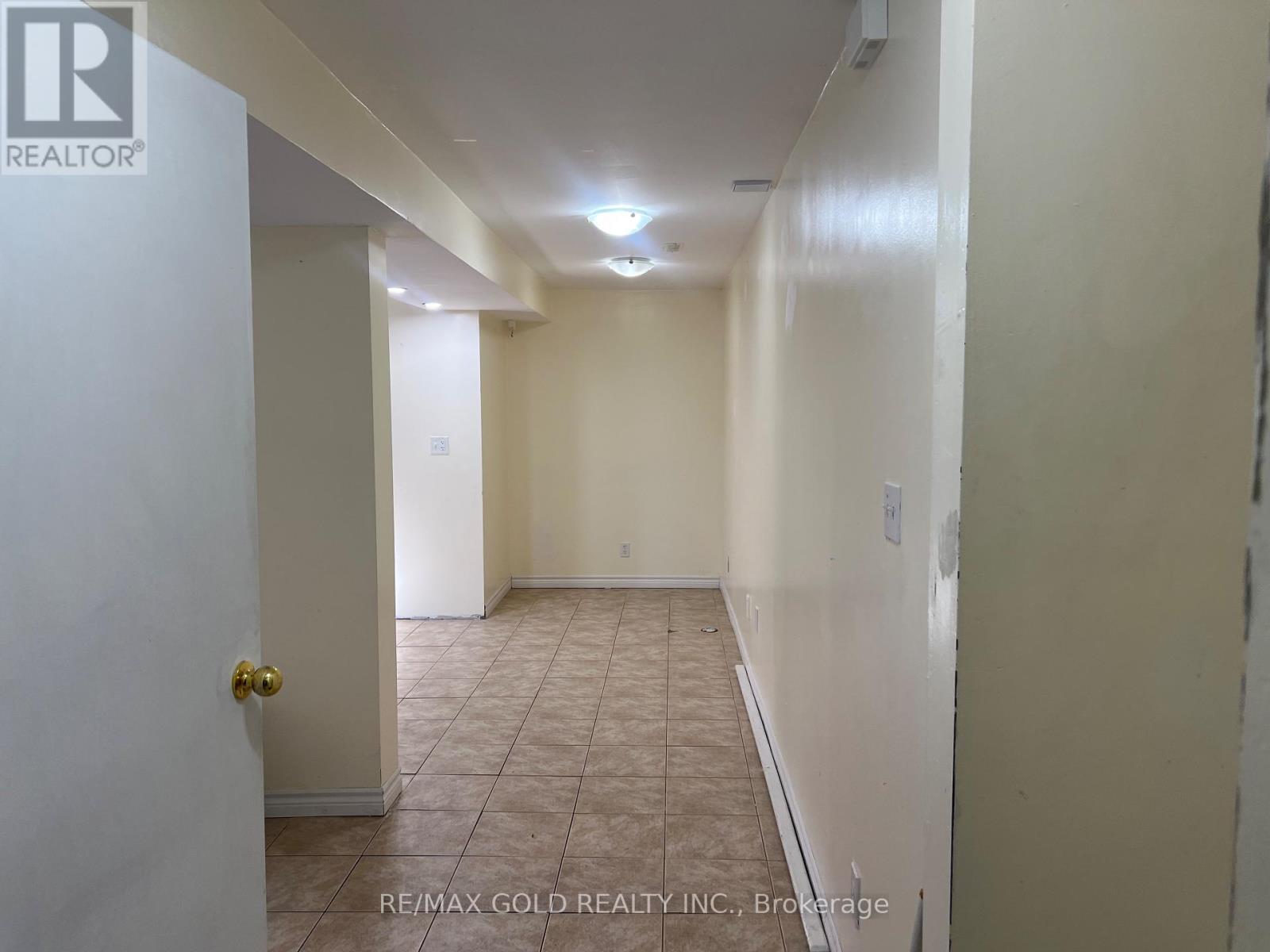 124 Herdwick St. Drive, Brampton, Ontario  L6S 0A7 - Photo 15 - W12743848