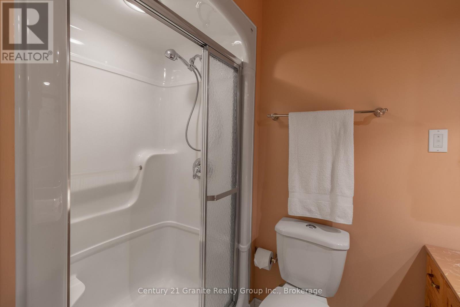 117 Halbiem Crescent, Dysart Et Al (Dysart), Ontario  K0M 1S0 - Photo 28 - X12746120