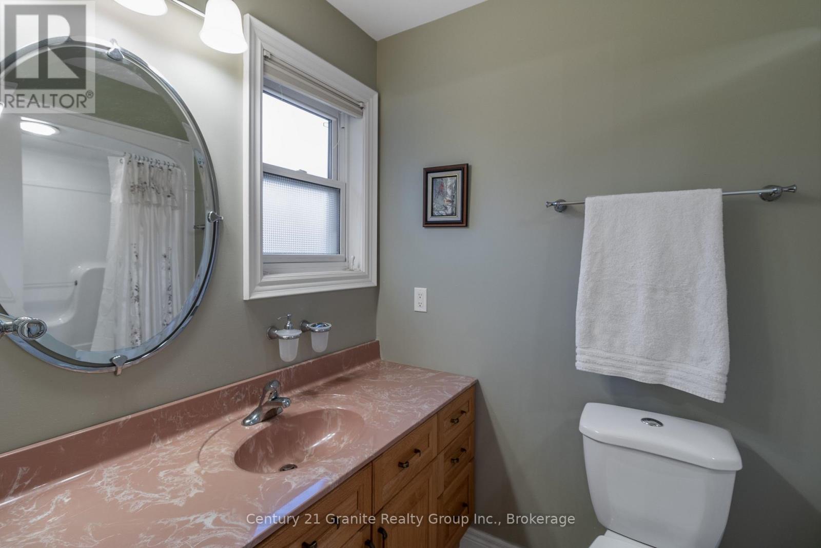 117 Halbiem Crescent, Dysart Et Al (Dysart), Ontario  K0M 1S0 - Photo 36 - X12746120