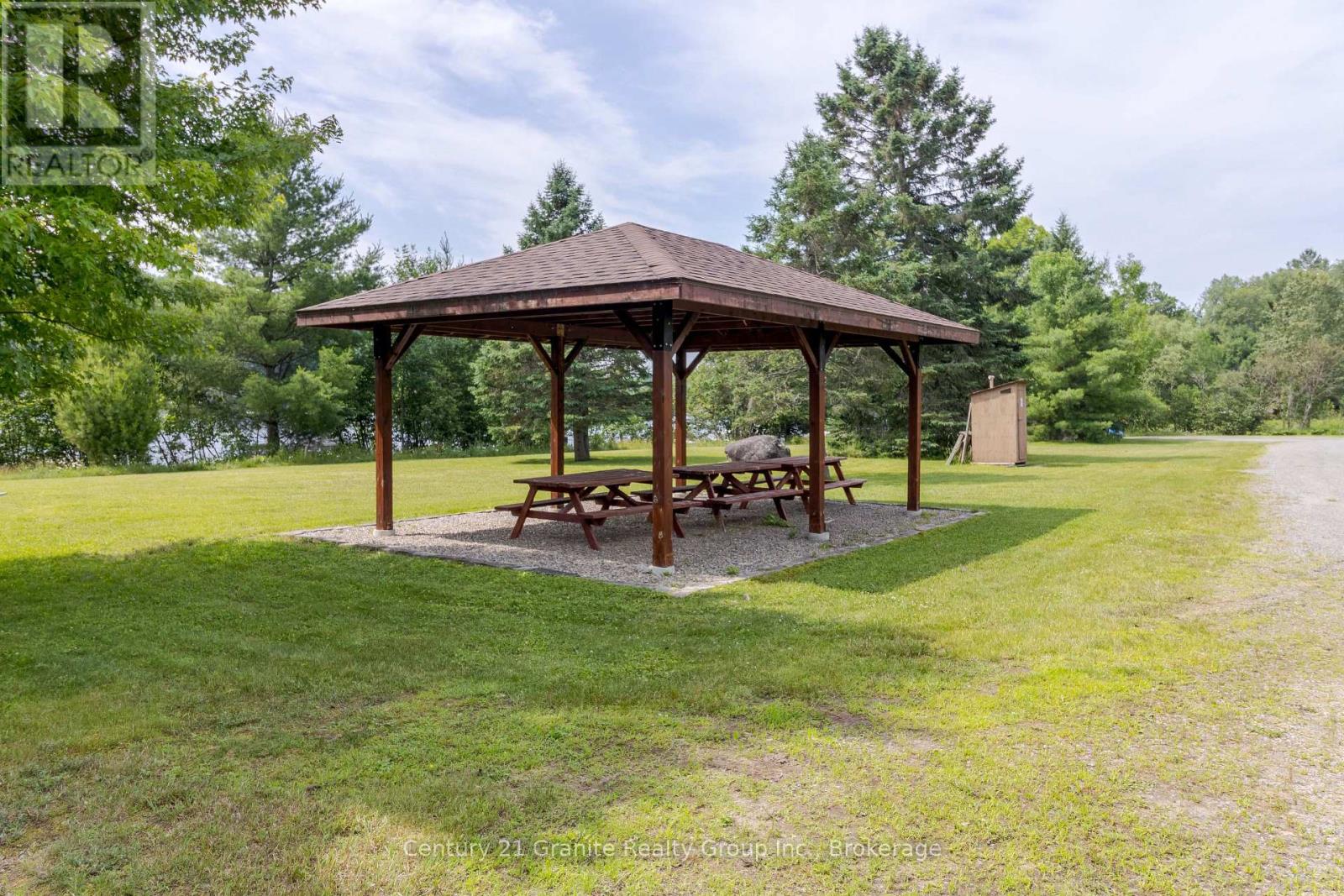 117 Halbiem Crescent, Dysart Et Al (Dysart), Ontario  K0M 1S0 - Photo 49 - X12746120