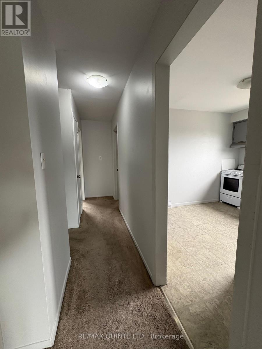 1 - 29 Mcnichol Avenue, Quinte West (Trenton Ward), Ontario  K8V 2R5 - Photo 11 - X12746072