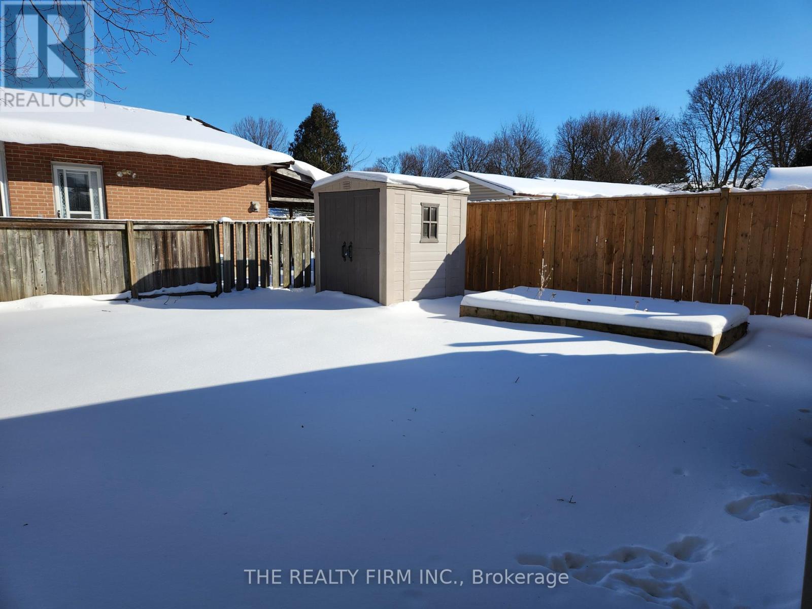 72 Toulon Crescent, London East, Ontario  N5V 1J5 - Photo 3 - X12706570