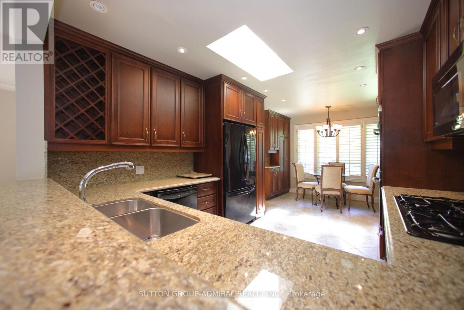 91 Forest Grove Drive, Toronto (Bayview Village), Ontario  M2K 1Z4 - Photo 15 - C12746116