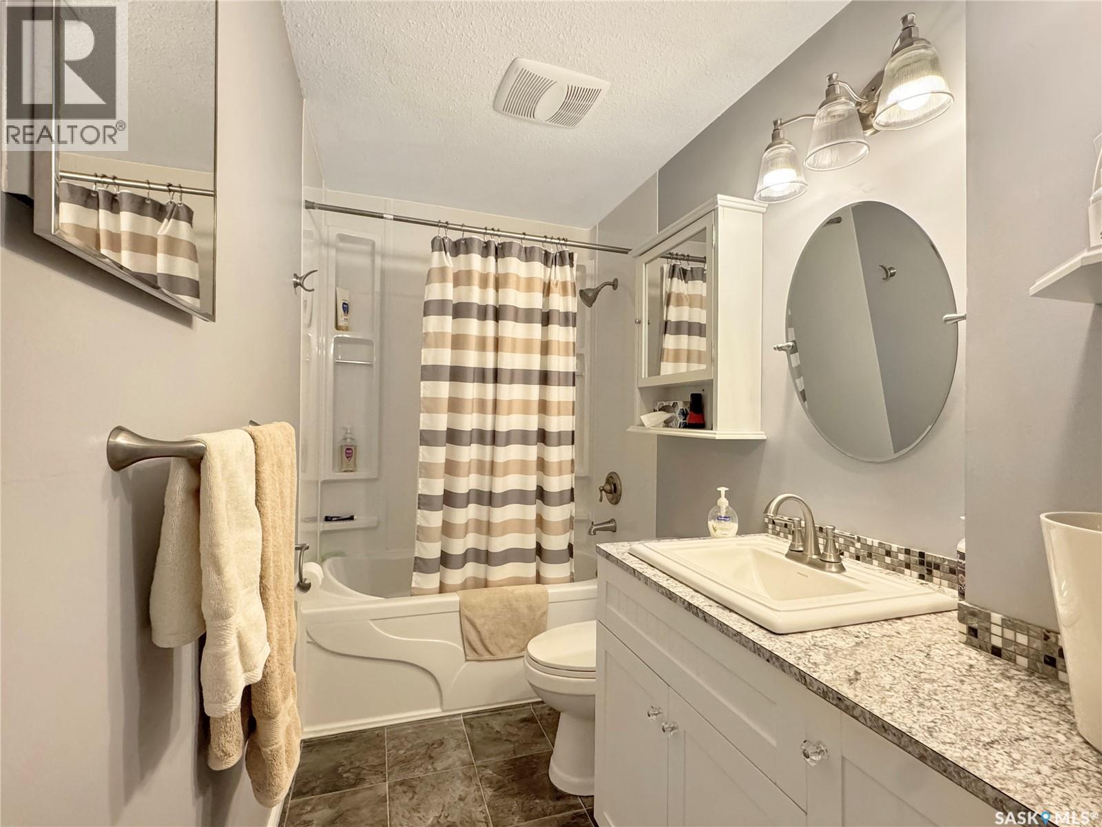 114 2nd Avenue S, Maymont, Saskatchewan  S0M 1T0 - Photo 9 - SK027585