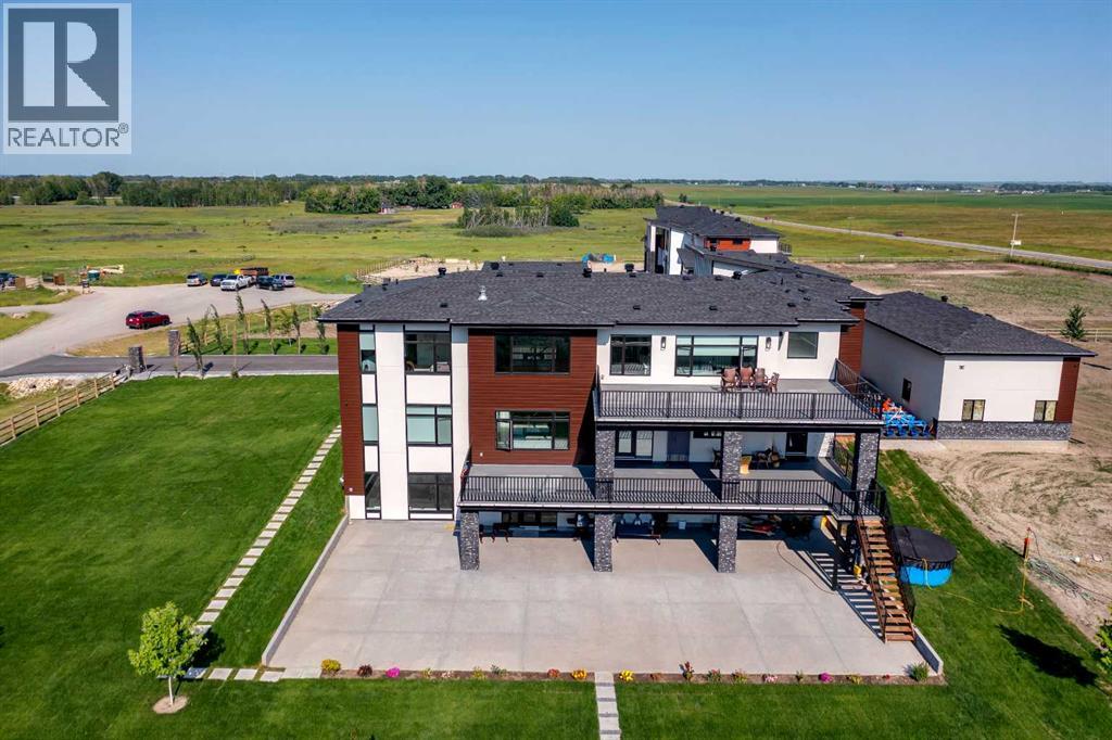 48017 Harvest Lane E, Rural Foothills County, Alberta  T1S 3R6 - Photo 11 - A2270921