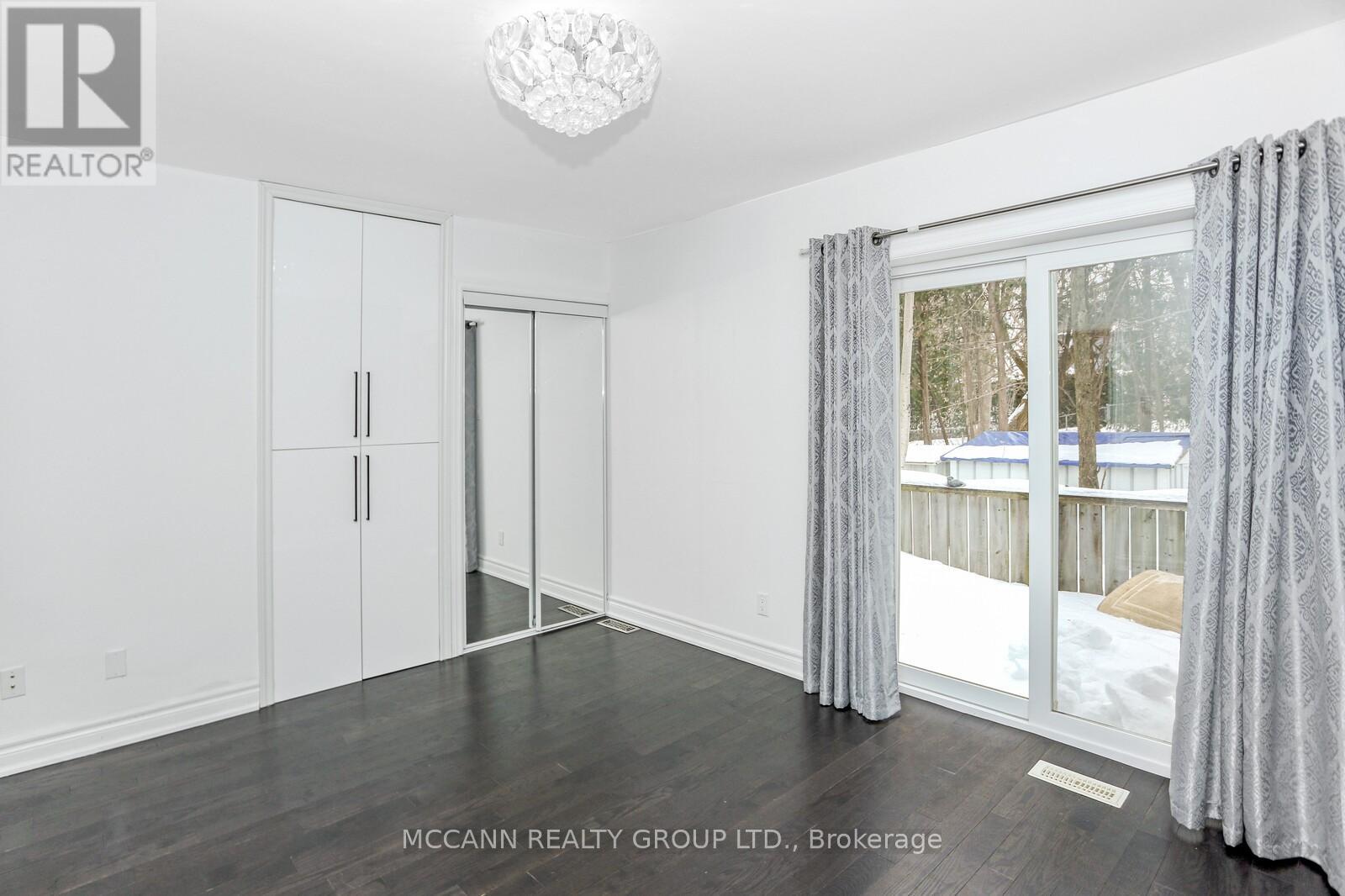 Aurora - 81 Aurora Heights Drive, Aurora (Aurora Heights), Ontario  L4G 2X1 - Photo 17 - N12746132