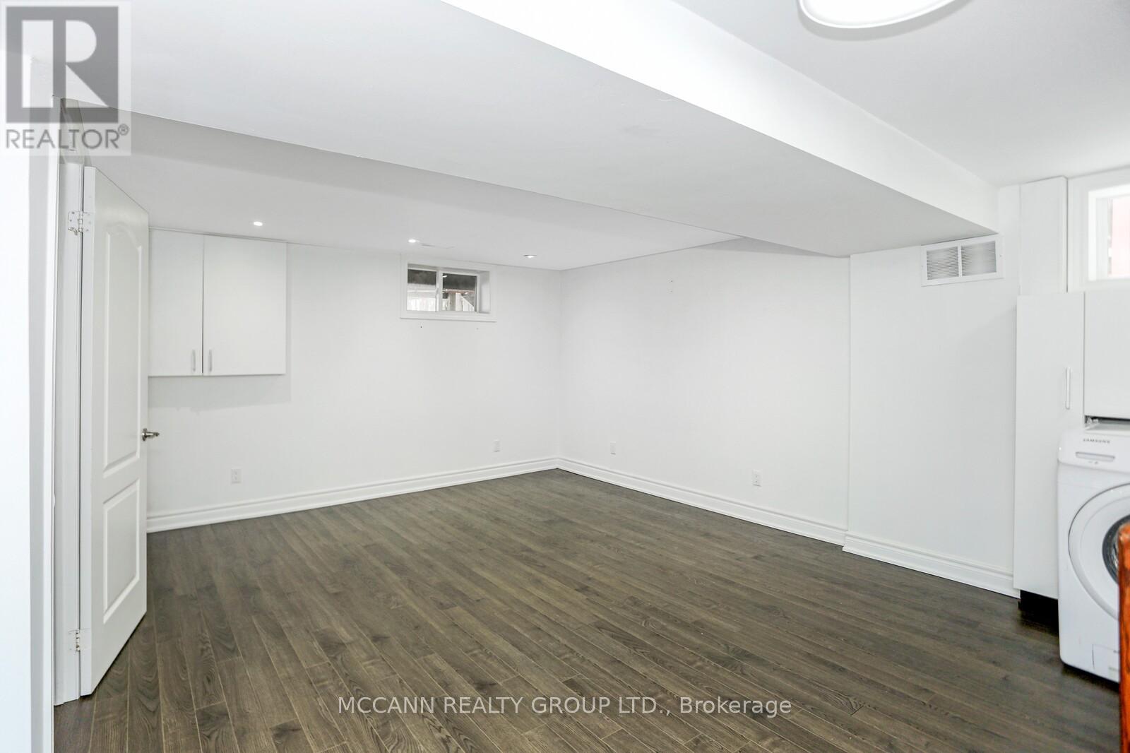 Aurora - 81 Aurora Heights Drive, Aurora (Aurora Heights), Ontario  L4G 2X1 - Photo 22 - N12746132