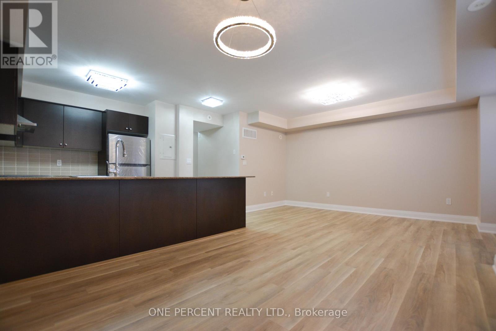 201 - 320 John Street, Markham (Aileen-Willowbrook), Ontario  L3T 0B1 - Photo 8 - N12746138