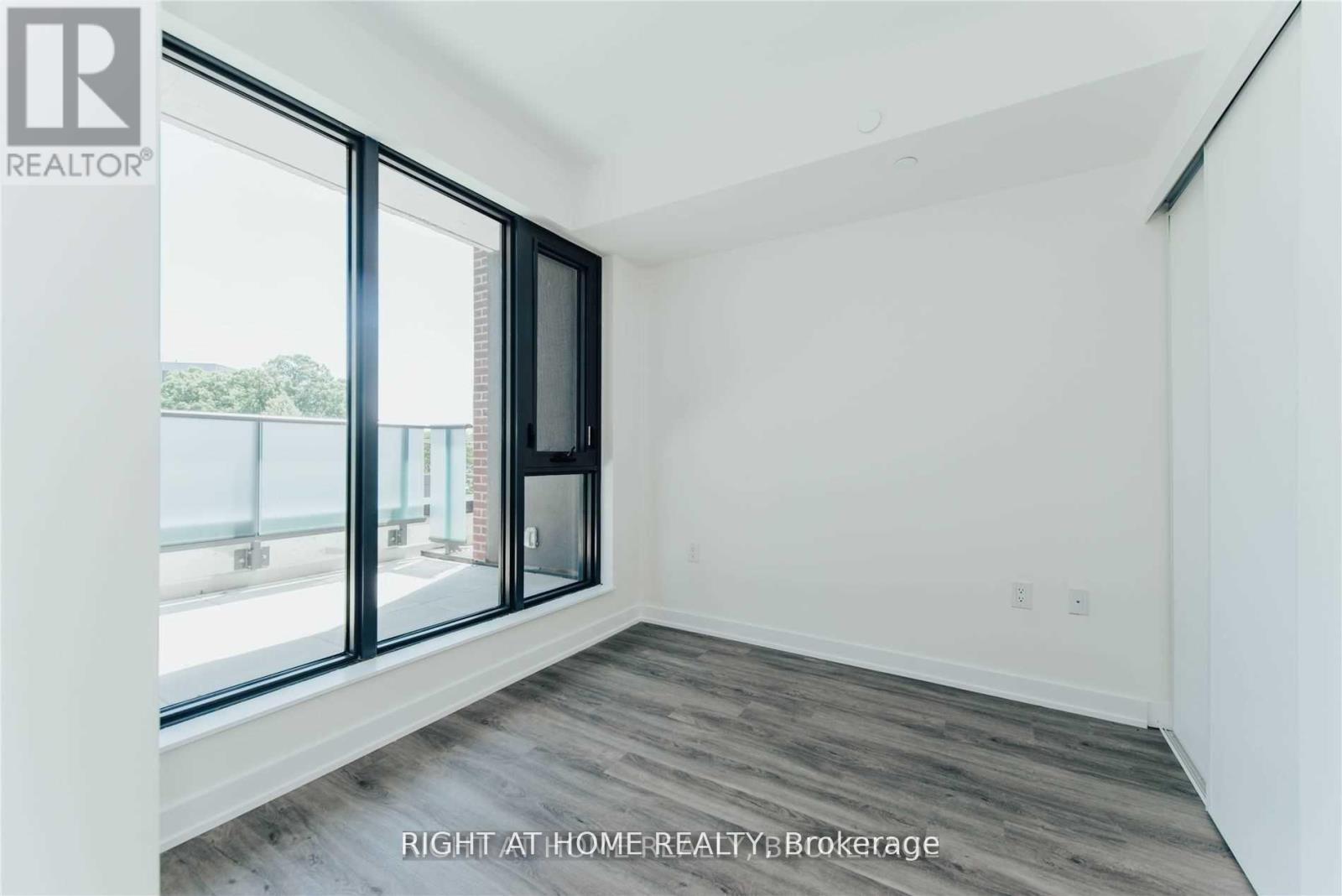 406 - 430 Roncesvalles Avenue, Toronto, Ontario  M6R 0A6 - Photo 10 - W12746094