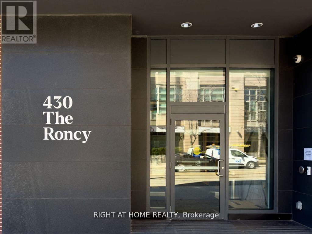406 - 430 Roncesvalles Avenue, Toronto, Ontario  M6R 0A6 - Photo 2 - W12746094