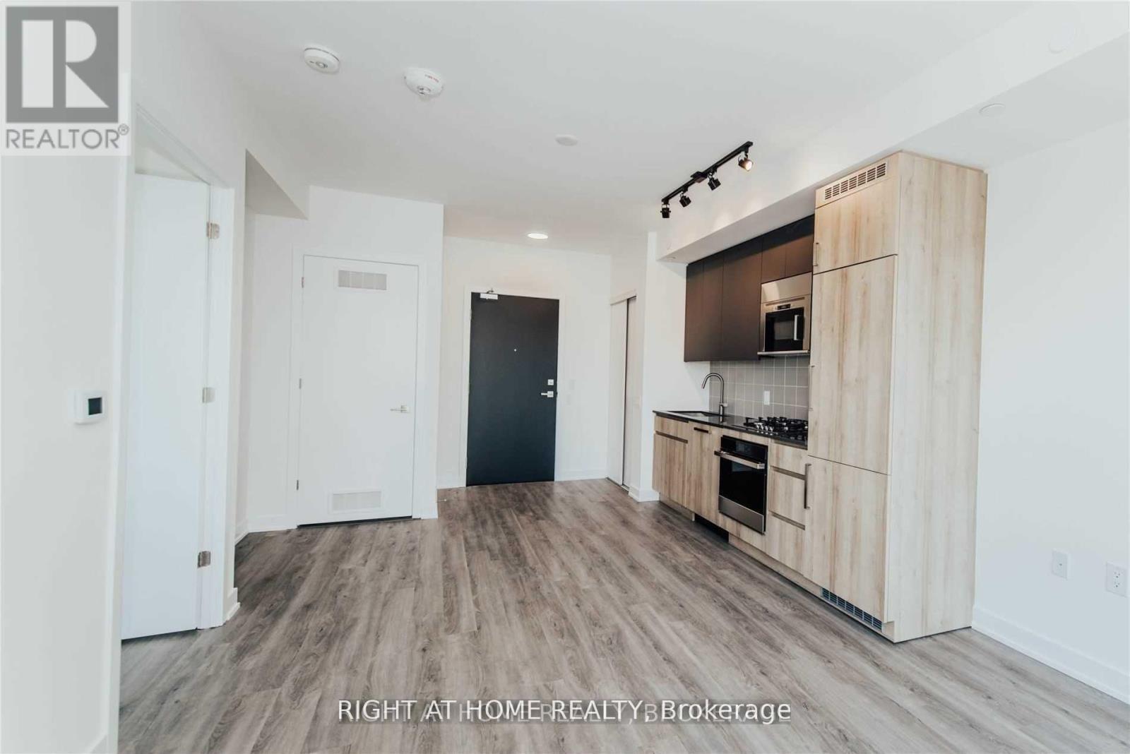 406 - 430 Roncesvalles Avenue, Toronto, Ontario  M6R 0A6 - Photo 5 - W12746094