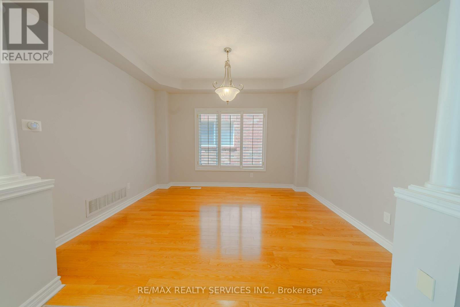 5918 Bassinger Place, Mississauga (Churchill Meadows), Ontario  L5M 6K5 - Photo 13 - W12746104