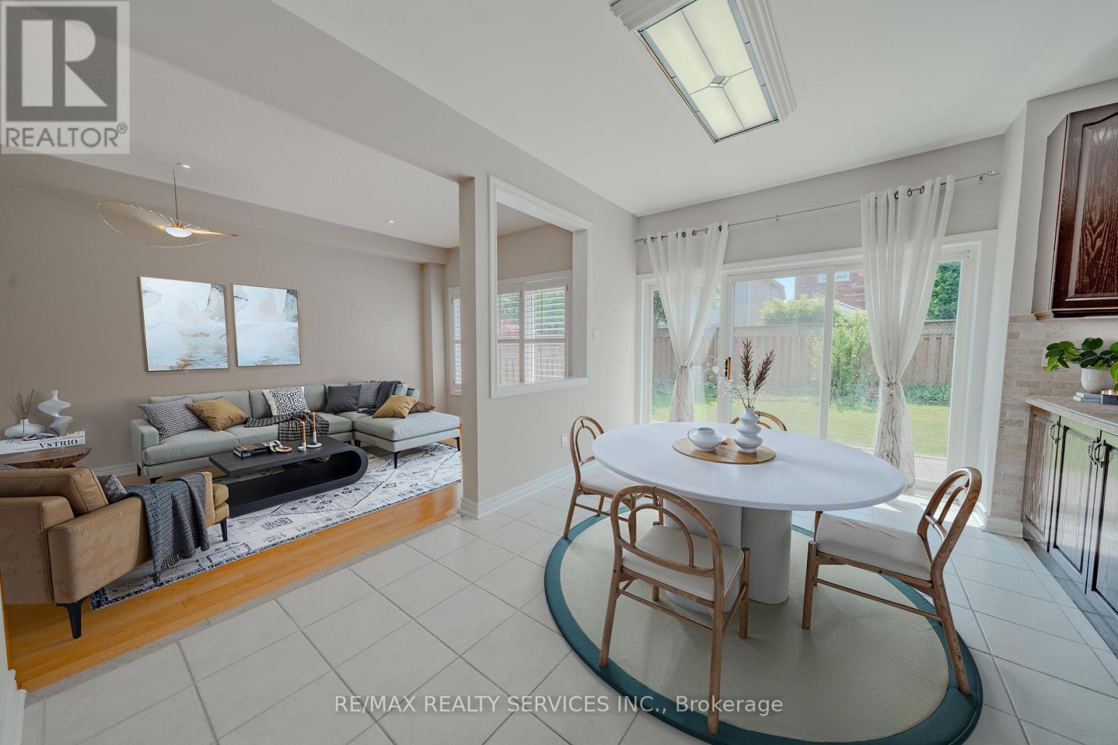 5918 Bassinger Place, Mississauga (Churchill Meadows), Ontario  L5M 6K5 - Photo 14 - W12746104