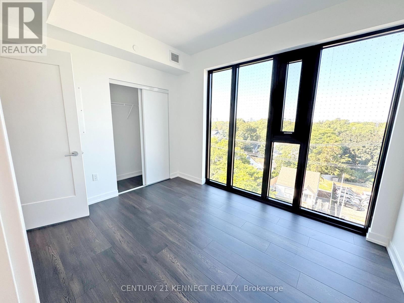 606 - 801 The Queensway, Toronto (Stonegate-Queensway), Ontario  M8Z 6A8 - Photo 8 - W12746110