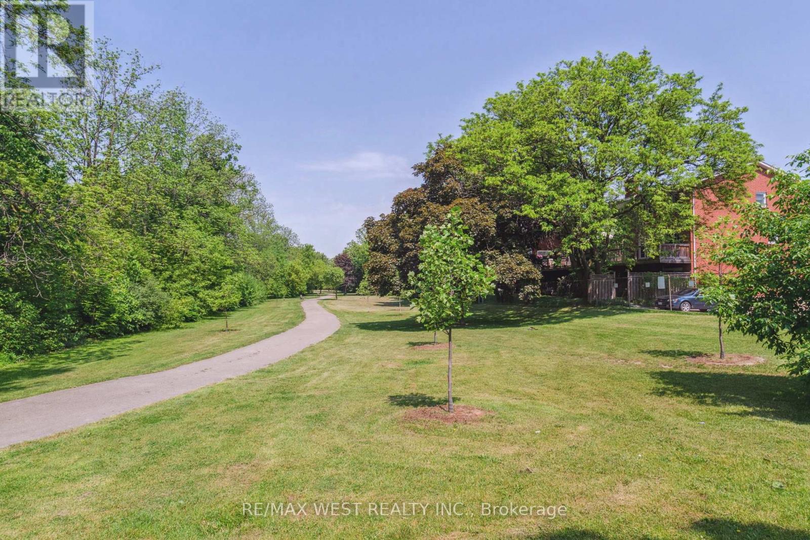 2 - 52 Old Burnhamthorpe Road, Toronto (Eringate-Centennial-West Deane), Ontario  M9C 3J5 - Photo 9 - W12746118