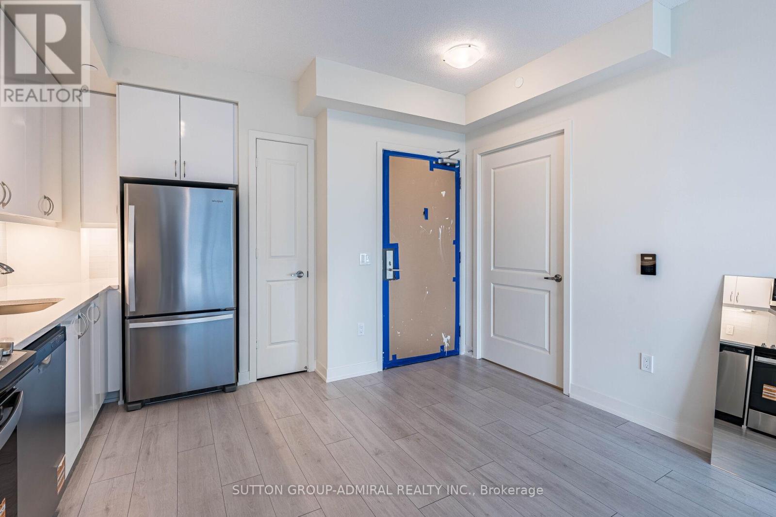 5006 - 38 Annie Craig Drive, Toronto (Mimico), Ontario  M8V 0G9 - Photo 4 - W12746122