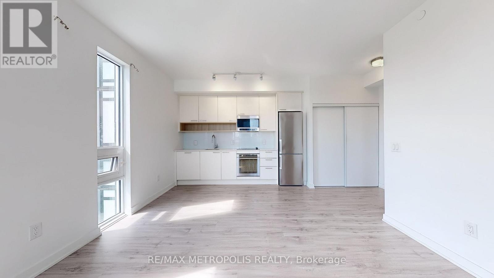 508 - 3005 Pine Glen Road N, Oakville, Ontario  L6M 4C1 - Photo 10 - W12746134