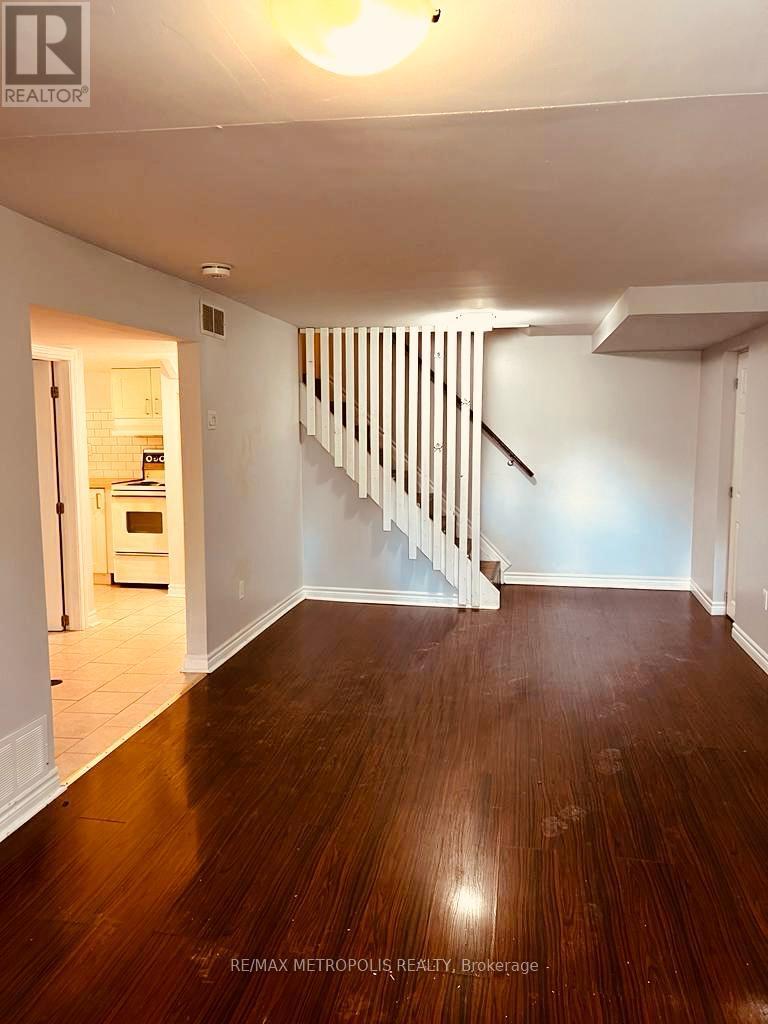 Bsmt - 78 Harold Street, Brampton (Downtown Brampton), Ontario  L6Y 1E4 - Photo 3 - W12746140