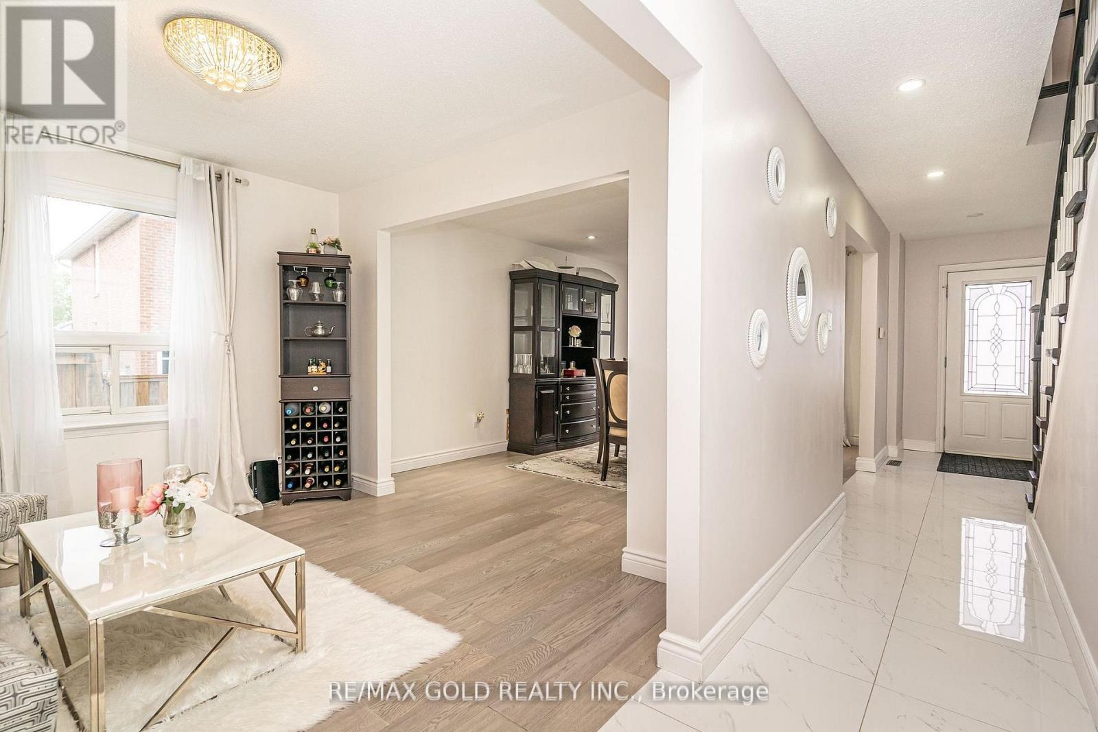 29 Nickel Crescent, Brampton, Ontario  L6S 4V9 - Photo 11 - W12746154