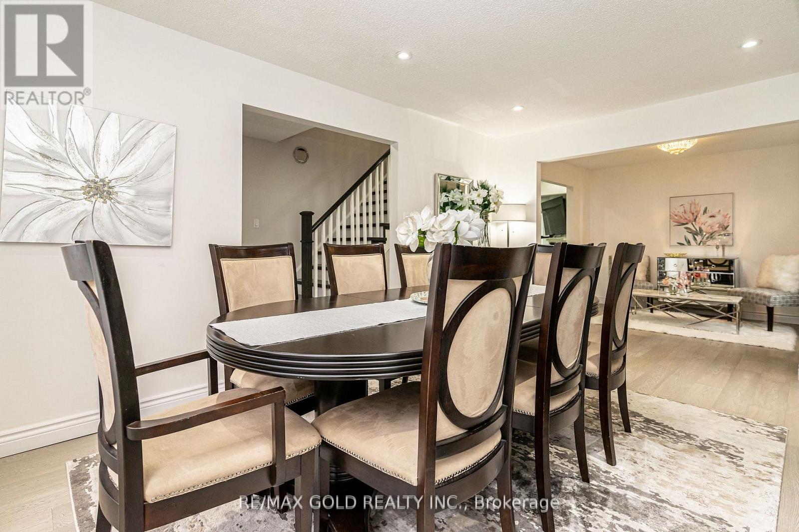 29 Nickel Crescent, Brampton, Ontario  L6S 4V9 - Photo 7 - W12746154