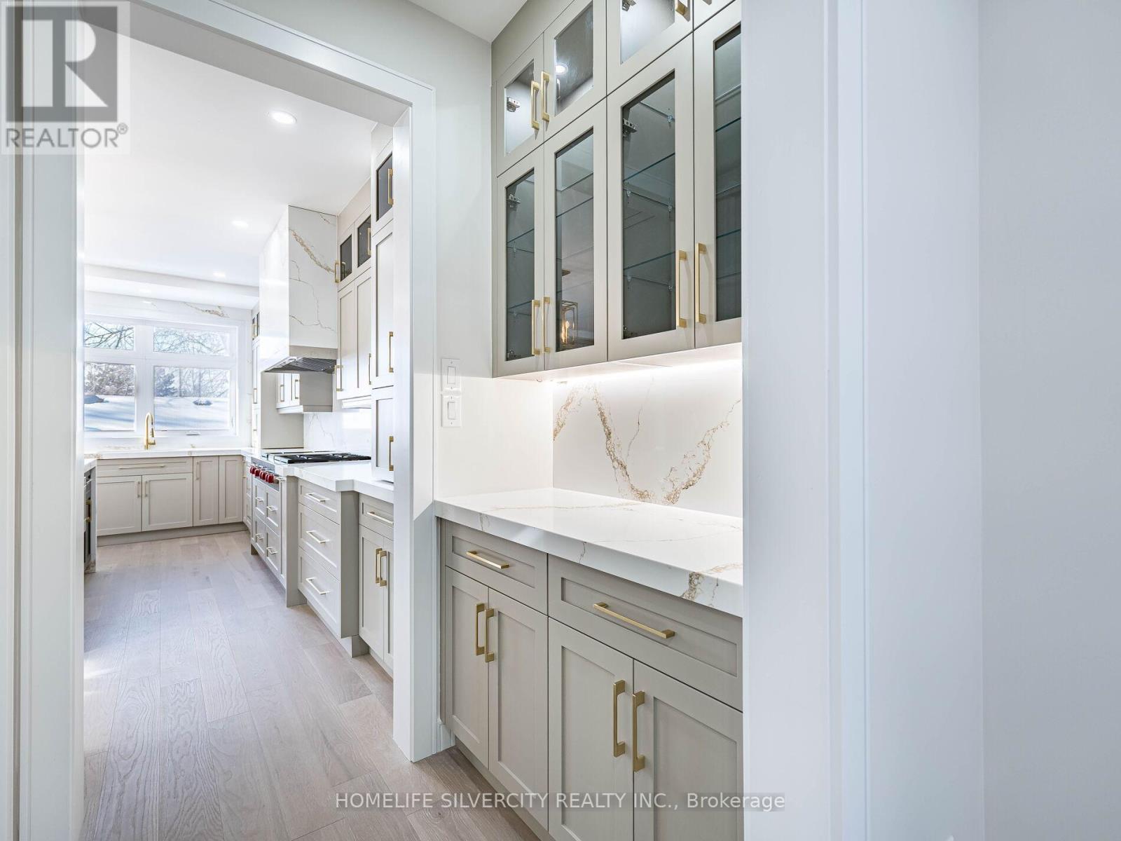 1078 Cherriebell Rd Road, Mississauga (Lakeview), Ontario  L5E 2R3 - Photo 18 - W12746156