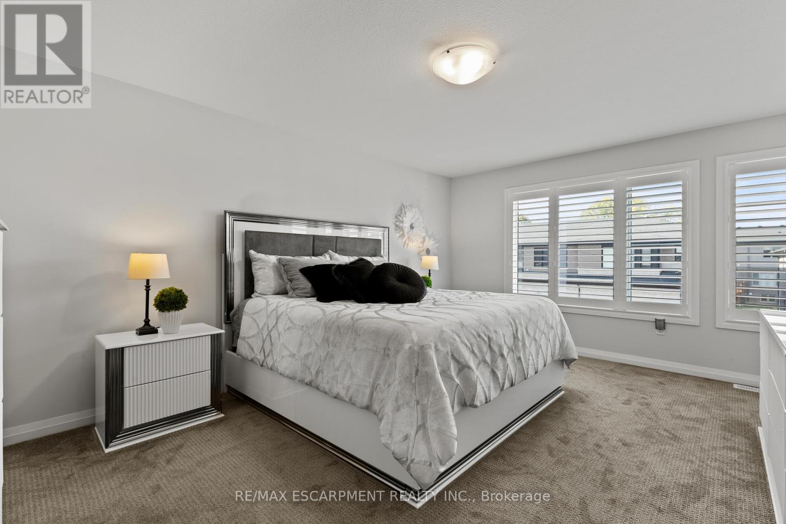 96 - 4552 Portage Road, Niagara Falls, Ontario  L2E 6A8 - Photo 17 - X12746078