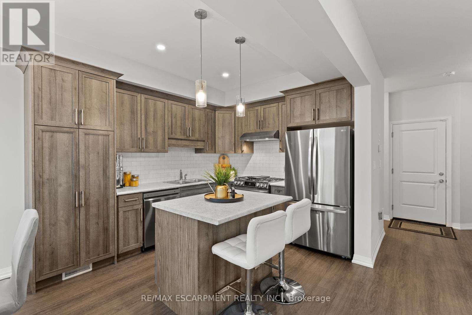 96 - 4552 Portage Road, Niagara Falls, Ontario  L2E 6A8 - Photo 8 - X12746078