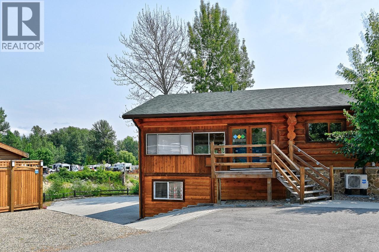 55 Cottonwood Drive N, Lee Creek, British Columbia  V0E 1M4 - Photo 34 - 10365930