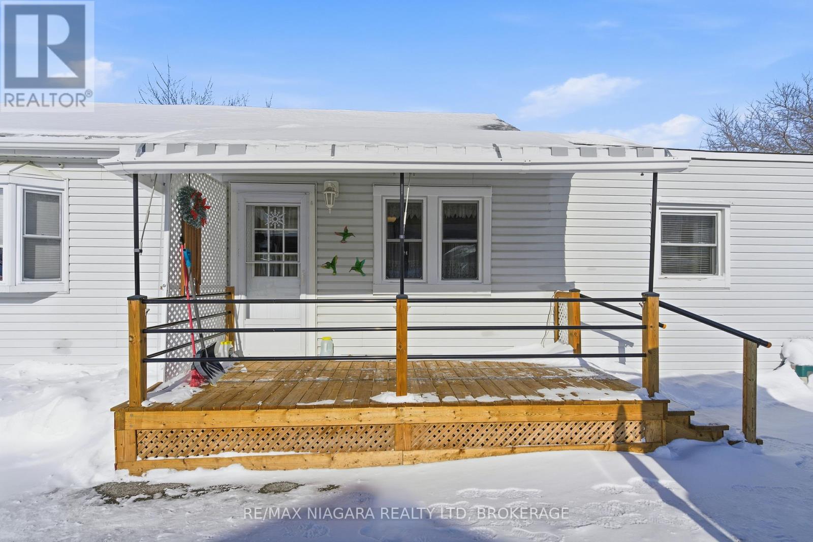 4584 Baldwin Avenue, Niagara Falls (Ascot), Ontario  L2H 1N8 - Photo 3 - X12746194