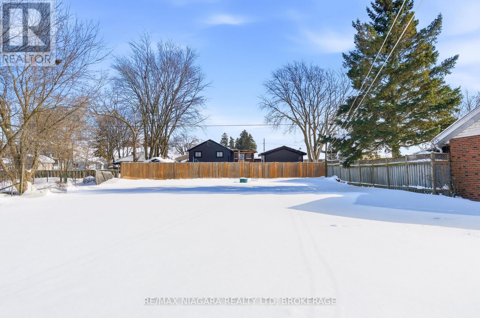 4584 Baldwin Avenue, Niagara Falls (Ascot), Ontario  L2H 1N8 - Photo 6 - X12746194