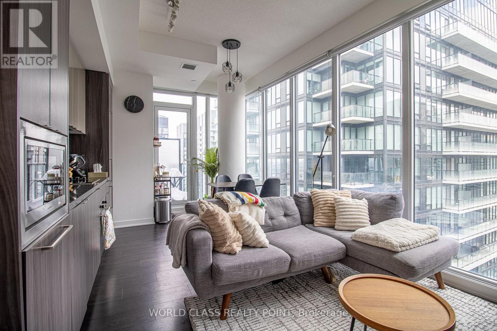 5009 - 115 BLUE JAYS WAY, Toronto, Ontario