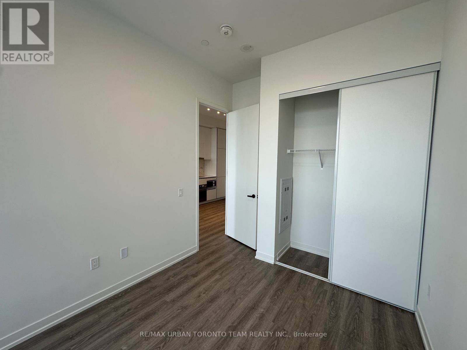 3702 - 8 Interchange Way, Vaughan (Vaughan Corporate Centre), Ontario  L4K 5Z7 - Photo 7 - N12746206