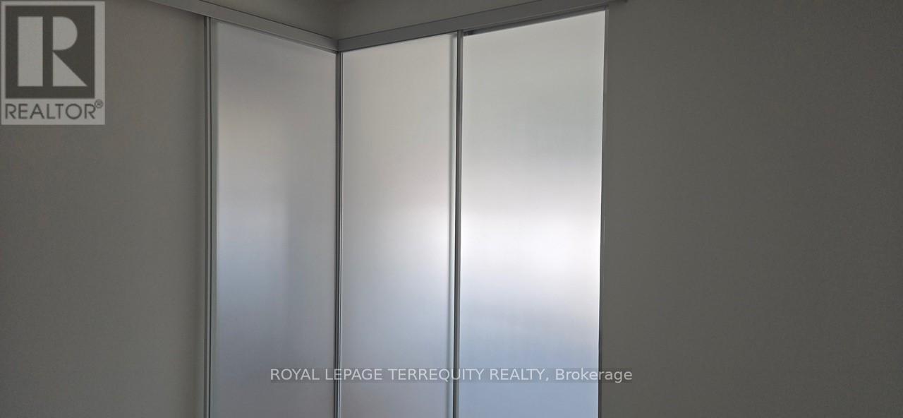 2415 - 1 Quarrington Lane, Toronto, Ontario  M3C 0S4 - Photo 23 - C12696642