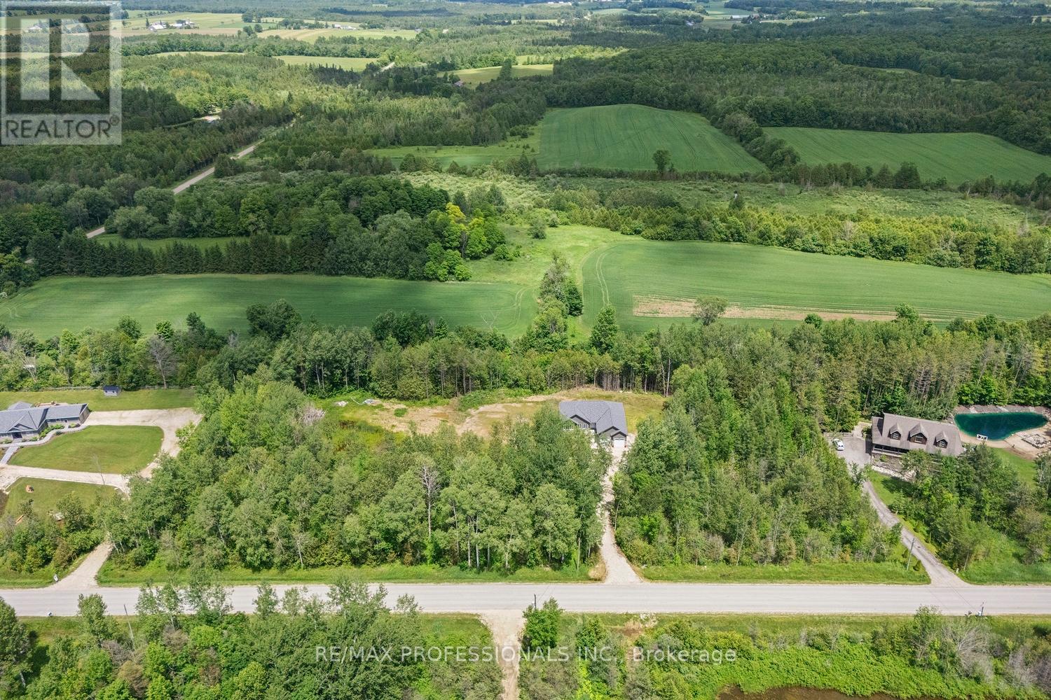 734565 West Back Line, Grey Highlands, Ontario  N0C 1H0 - Photo 8 - X12332379