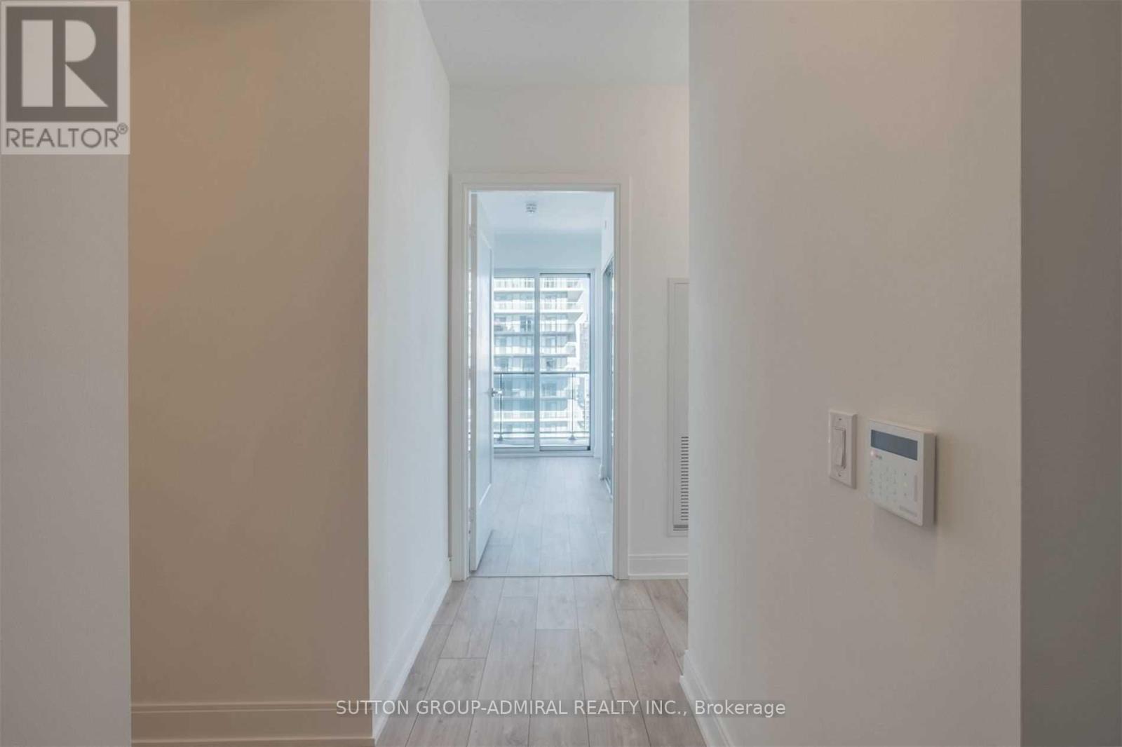 1704 - 70 Annie Craig Drive, Toronto, Ontario  M8V 0G2 - Photo 4 - W12746170