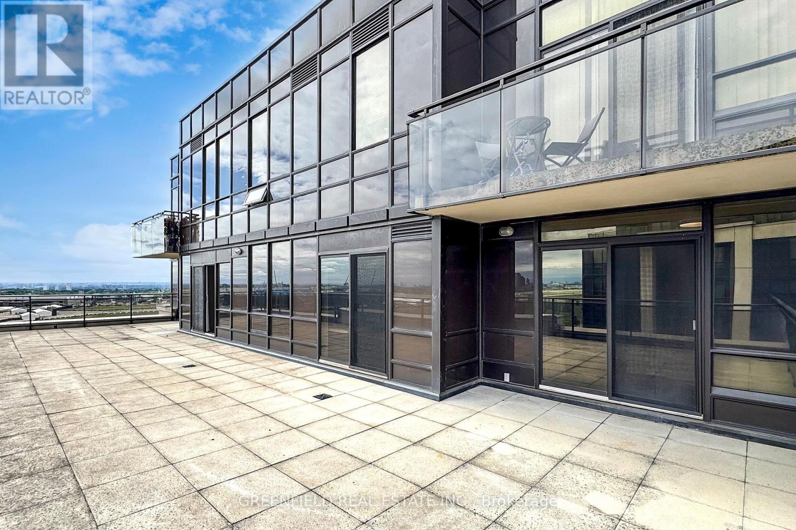 Lph03 - 55 De Boers Drive, Toronto, Ontario  M3J 0G5 - Photo 35 - W12746174