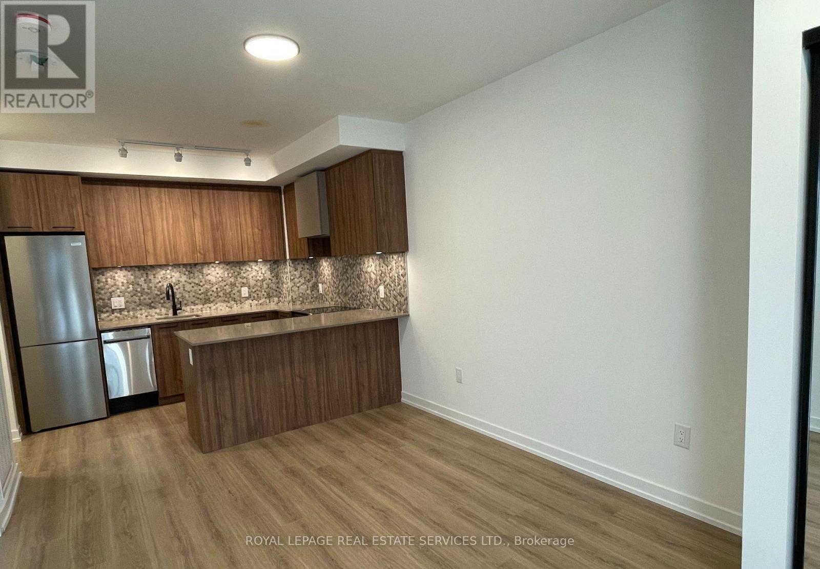 03 - 30 Lagerseld Drive, Brampton, Ontario  L7S 5L5 - Photo 4 - W12746182