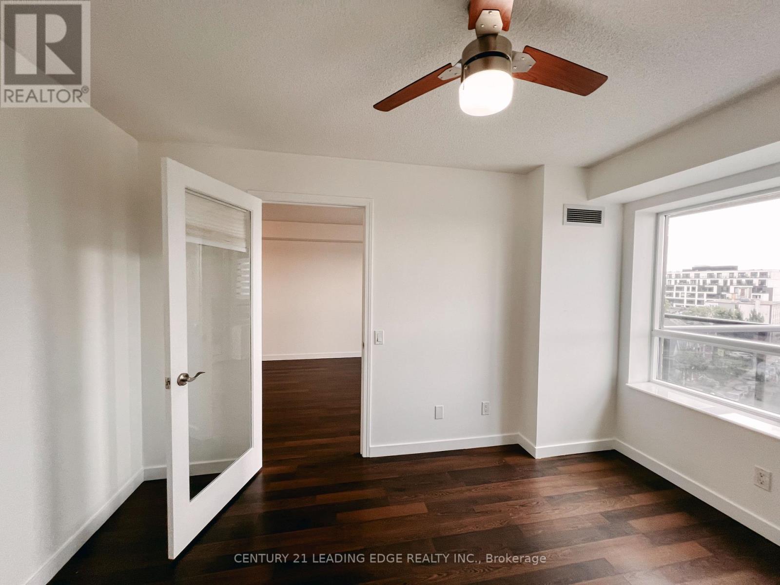 621 - 61 Heintzman Street, Toronto, Ontario  M6P 5A2 - Photo 7 - W12746220