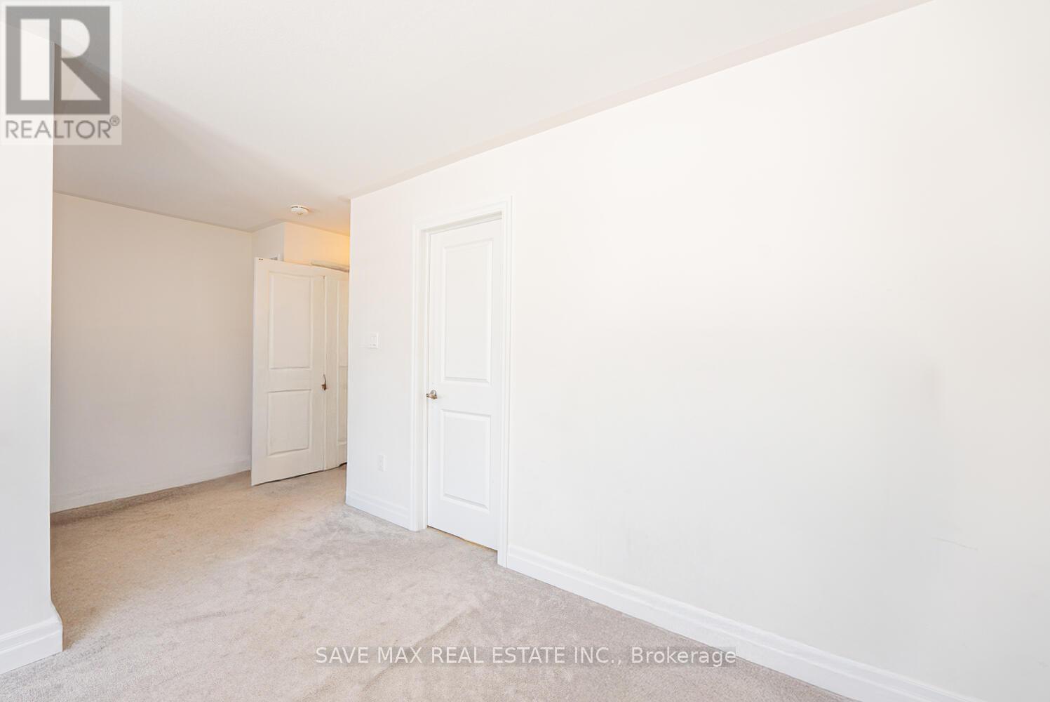 9218 White Oak Avenue N, Niagara Falls, Ontario  L2G 0E9 - Photo 42 - X12746216