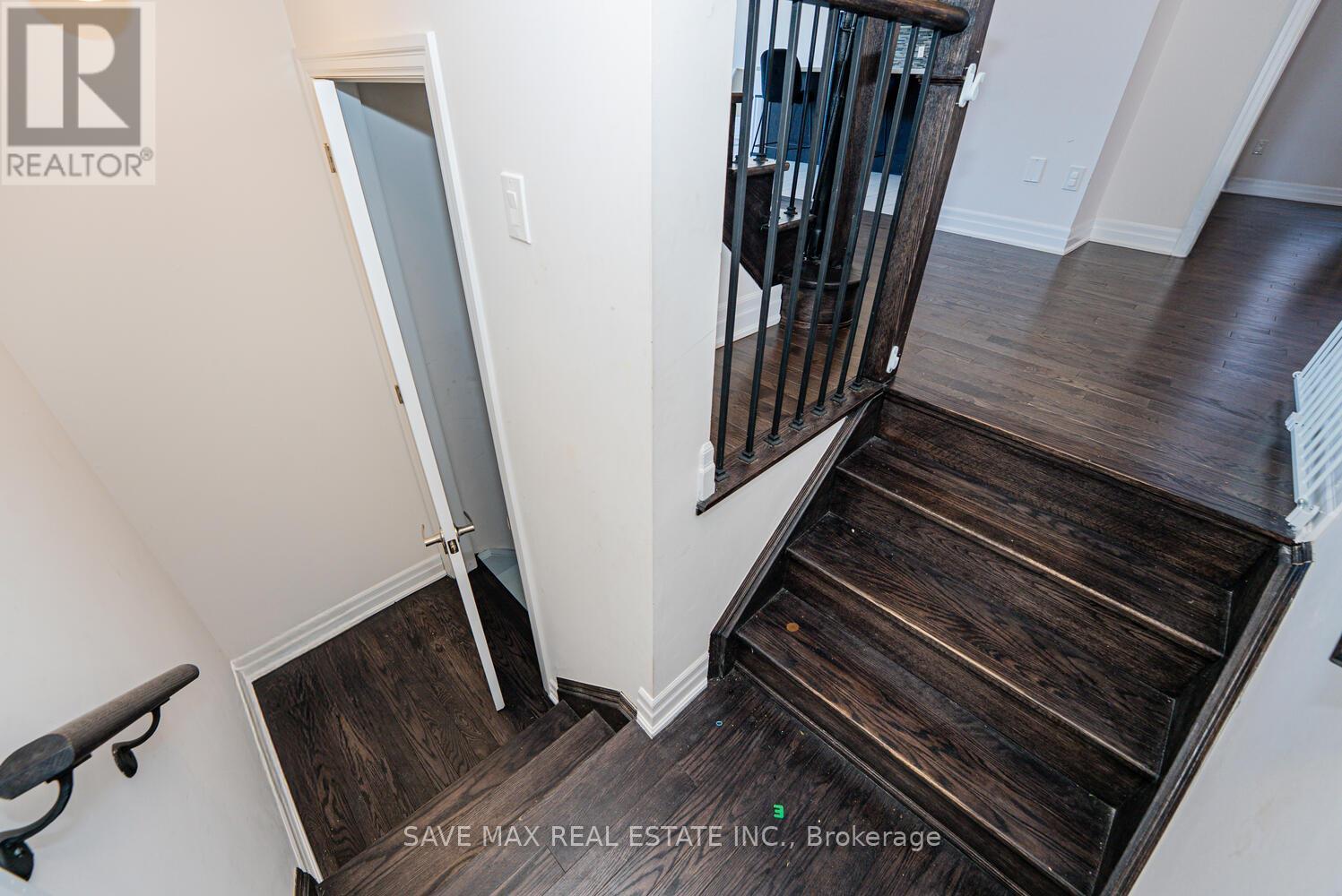 9218 White Oak Avenue N, Niagara Falls, Ontario  L2G 0E9 - Photo 44 - X12746216