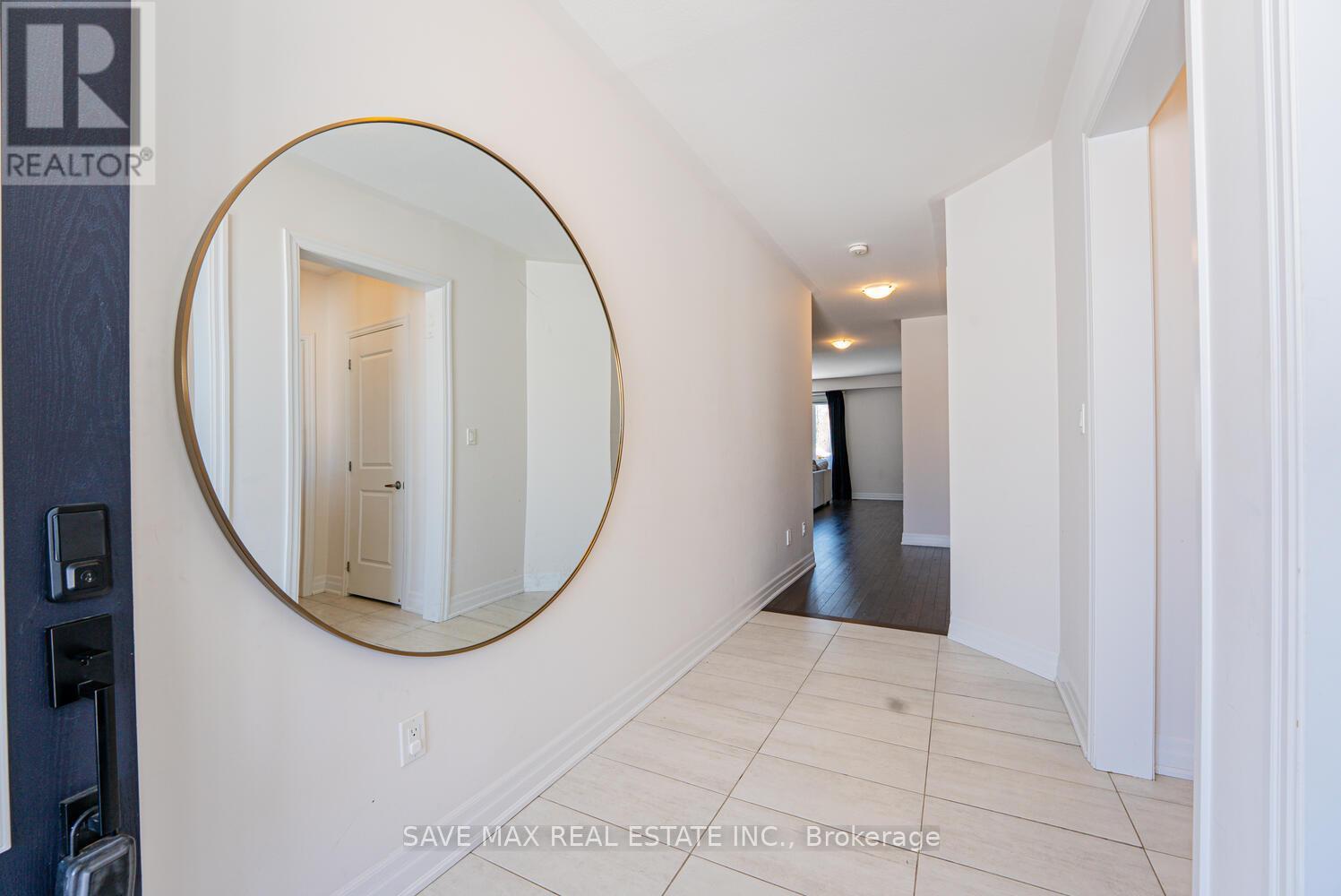 9218 White Oak Avenue N, Niagara Falls, Ontario  L2G 0E9 - Photo 7 - X12746216