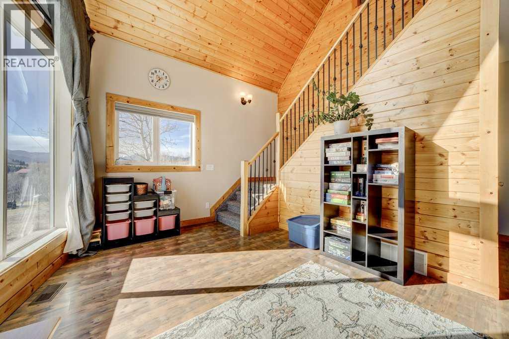 3 Southview Estates, Rural Pincher Creek No. 9, Alberta  T0K 1H0 - Photo 9 - A2268953