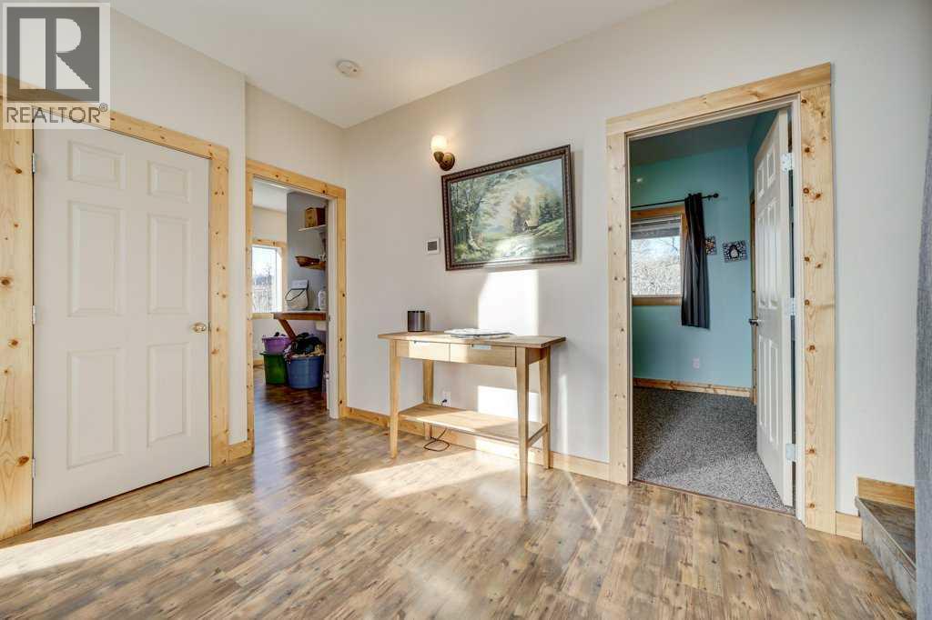 3 Southview Estates, Rural Pincher Creek No. 9, Alberta  T0K 1H0 - Photo 6 - A2268953