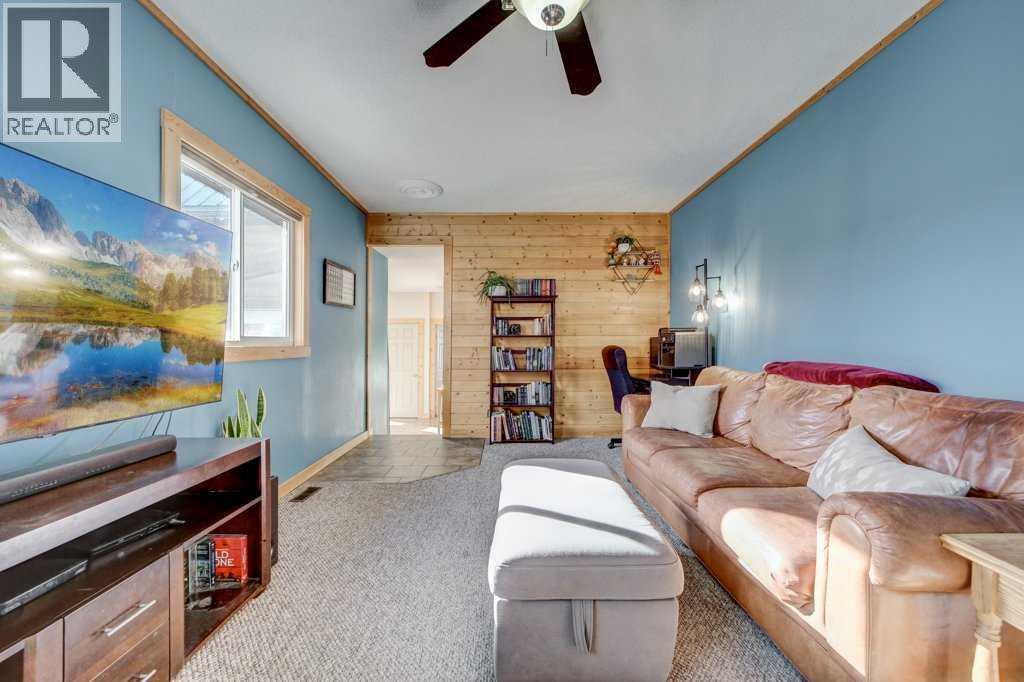 3 Southview Estates, Rural Pincher Creek No. 9, Alberta  T0K 1H0 - Photo 30 - A2268953