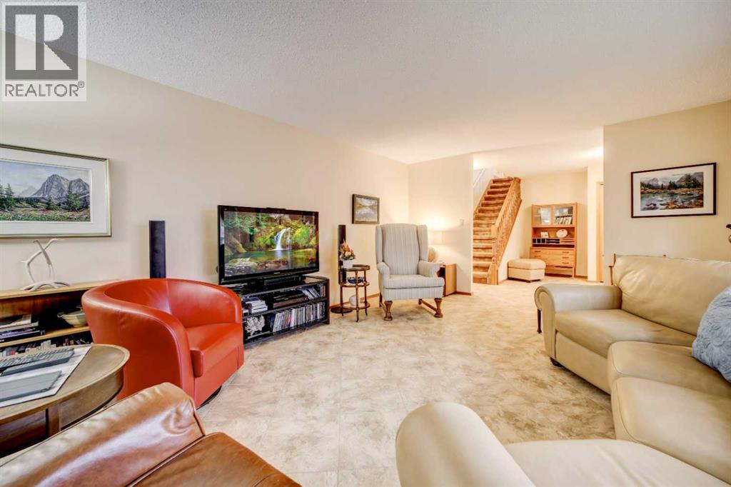 1148 Morden Avenue, Pincher Creek, Alberta  T0K 1W0 - Photo 7 - A2282226