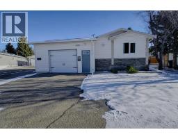 3315 31 Street, Lethbridge, Alberta