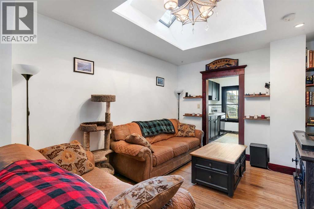 1717 32 Avenue Sw, Calgary, Alberta  T2T 1W1 - Photo 8 - A2276557