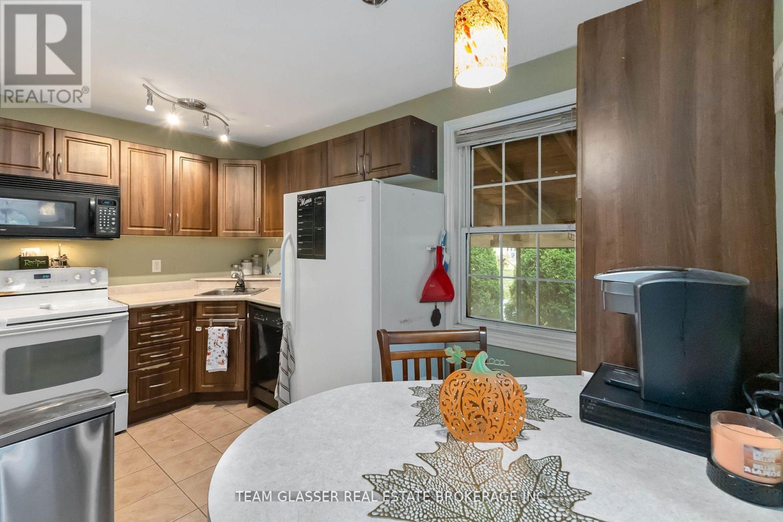 1 Cypress Street, St. Thomas, Ontario  N5R 1N2 - Photo 6 - X12746280