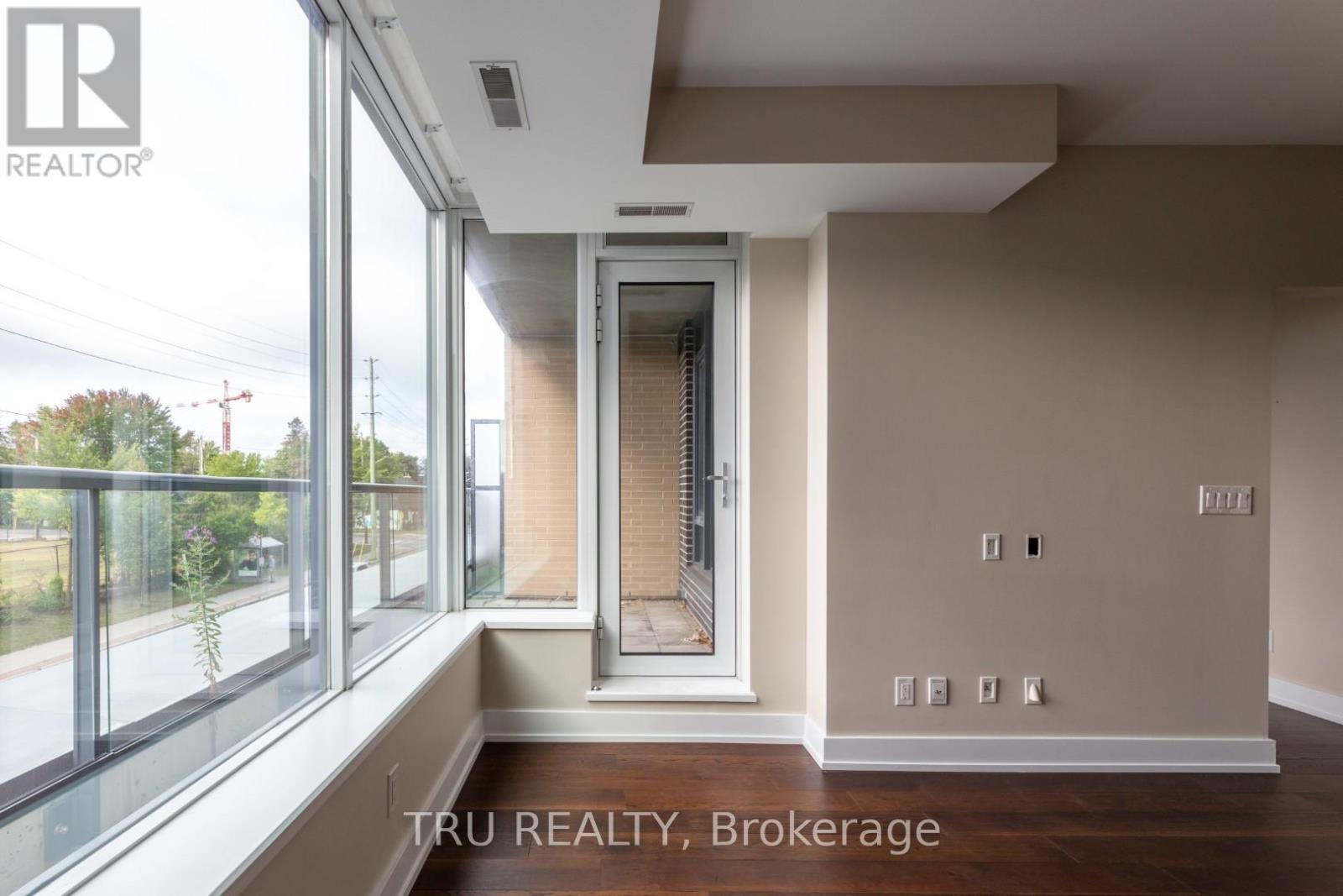 322 - 360 Patricia Avenue, Ottawa, Ontario  K1Z 0A8 - Photo 8 - X12746308